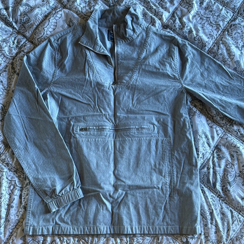 Quarter zip top